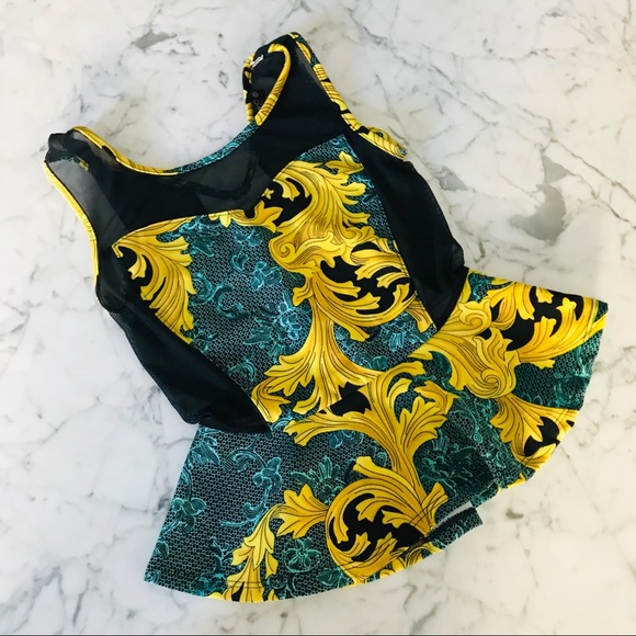 NEW Peplum Pattern Top - Picture 5 of 8